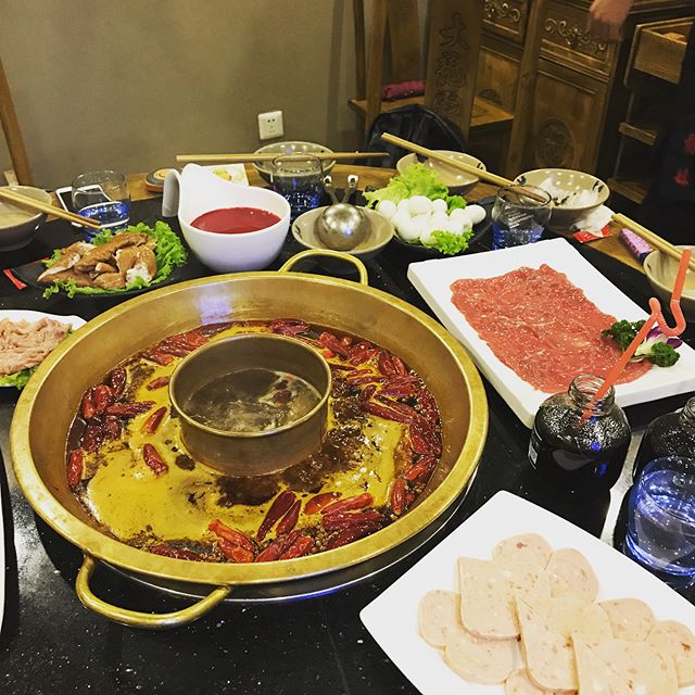 FiestarIntl's tweet photo. [LULUGRAM] I’m gonna gain weight ㅋ ㅋThe diet can start tomorrow #caolu #goodnight https://t.co/IJN2B8uNcX https://t.co/wjZlWRzdDs