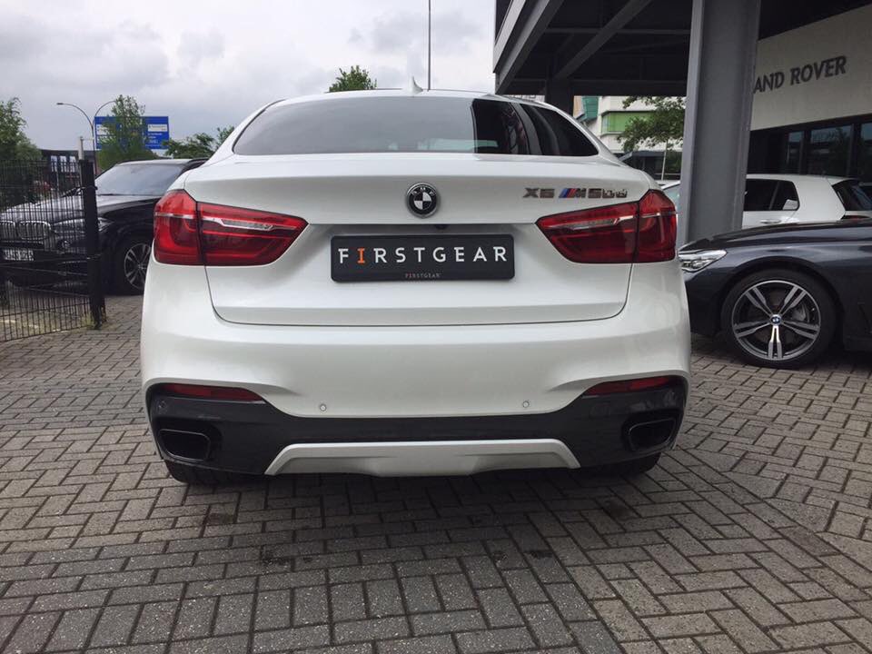 firstgearcars's tweet photo. #BMW #M550 #X6 #white #firstgearcars #MPower https://t.co/eRt6v7w8vd