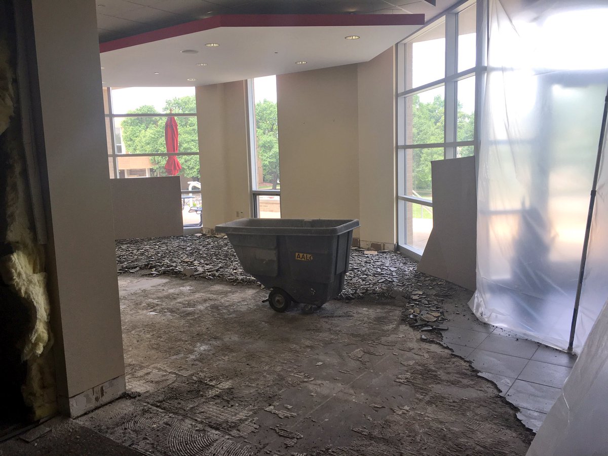 MaryvilleU's tweet photo. Donius University Center renovations 

🚧#MUSummerConstruction https://t.co/i6ZoyZ12oL