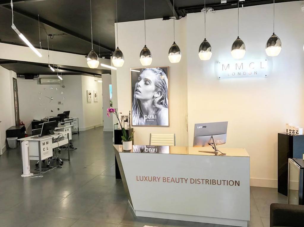 MMCL_LDN's tweet image. Lights off for the weekend!!! Have a good one! 🙌🏻✨🙌🏻
#distributionexperts #luxury #experts #haircare #cosmetics #s… ift.tt/2rzH2mZ