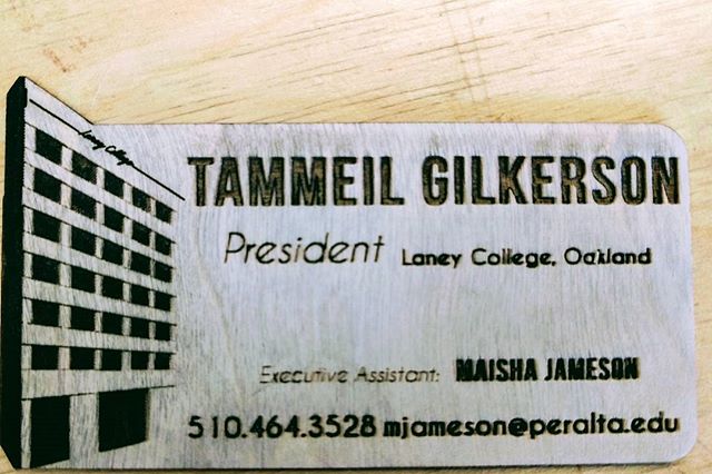 LaneyFabLab's tweet image. Laney FabLab  New business cards for the new #laneycollege president Tammeil Gilkerson made in the #laneyfablab #laneycte #lasercutter