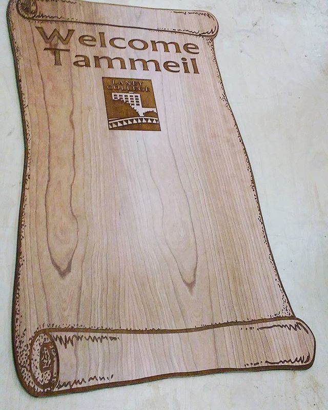 LaneyFabLab's tweet image. Laney FabLab  Welcoming the new president of #laneycollege #laneyfablab #lasercutter