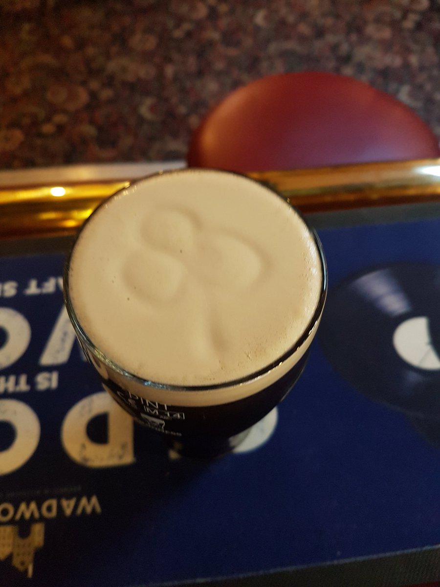 WhiteHartLanson's tweet photo. Guinness anyone? @WhiteHartLanson https://t.co/UhnOijwT3J