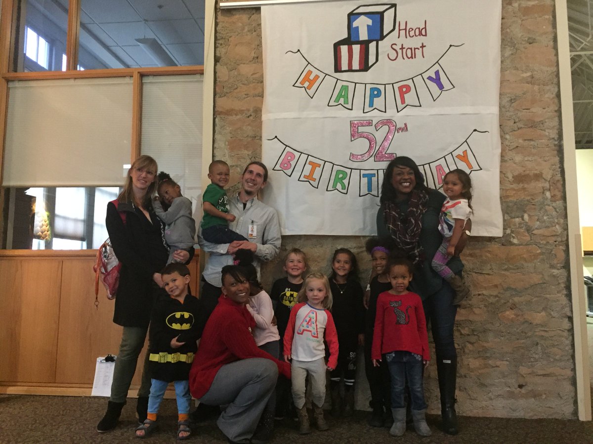 ClaytonLearning's tweet photo. #HappyBirthdayHeadStart & BIG thanks to our special guest & storyteller extraordinaire, Rep. @leslieherod!
@NatlHeadStart #CommunitiesRead https://t.co/K9p7uUuuPv