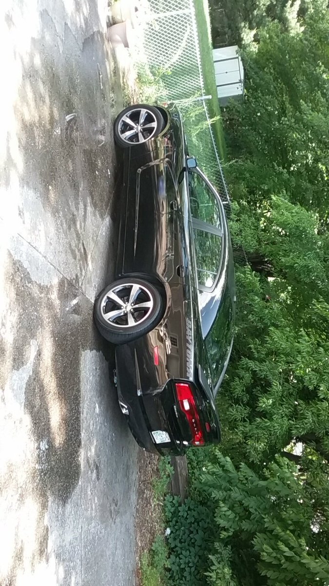 lilygoth84's tweet photo. @Clarksville_TN Orondes Mobile Detailing We Cme To You!!!!! Wash vacuum and interior wipe down as low as $20 !!!! https://t.co/cUchHAjwa3