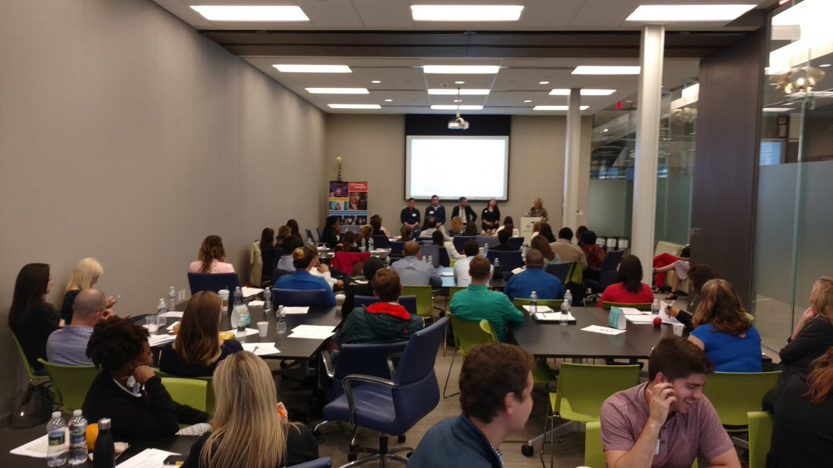 AnnaMLRHR's tweet photo. Final session of #ECconference "What I Wish I Knew Then" @EngageCleveland @robingriz @LZone @TremontAthletic https://t.co/Uh9jooEuu6