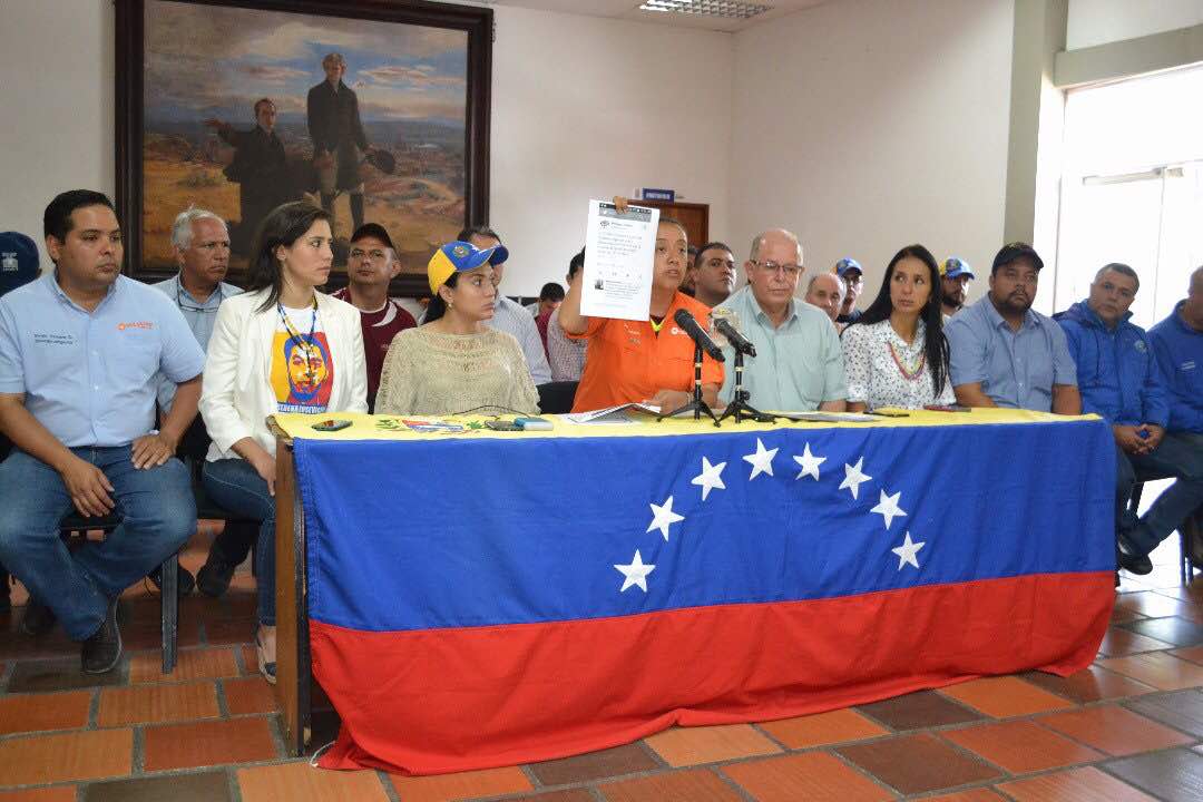 VoluntadPopular's tweet photo. .@gabyarellanoVE: el Ministerio Público reconoce que la violencia viene del régimen https://t.co/vbhWQyqfgu https://t.co/FrYsPR3a5d