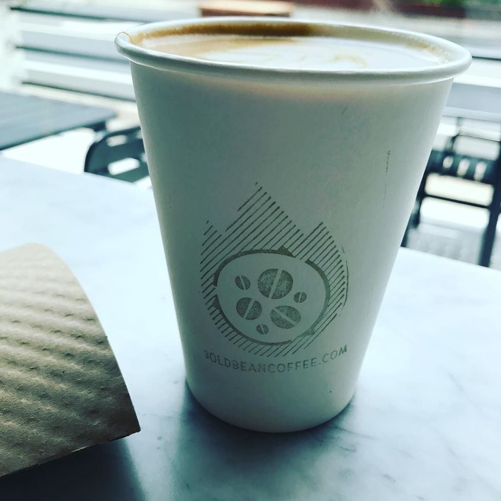 Bourbonrcom's tweet photo. Friday after pick-me-up #coffee #boldbean https://t.co/yVc7sJ8OLU