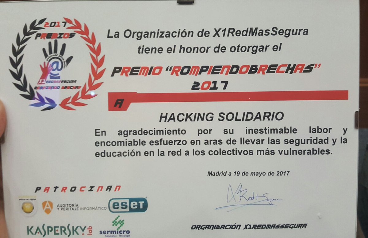Hacking Solidario tweet media
