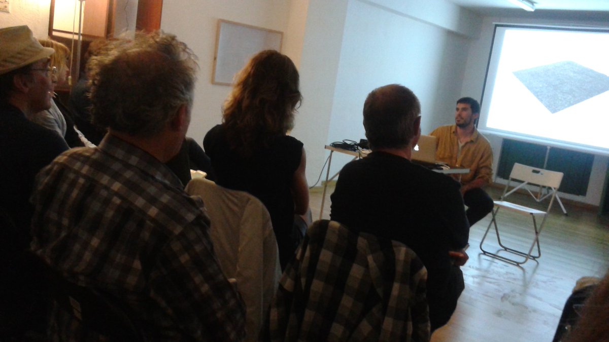AAVIB's tweet photo. #PresentacioProjectes #PechaKutchaAavib @casa_planas Ara @GuillaumeleGuic Coop (terrorista) de Proteción Urbana @nuria_guell @AATOMIC_LAB https://t.co/ySa4Lq9FDJ
