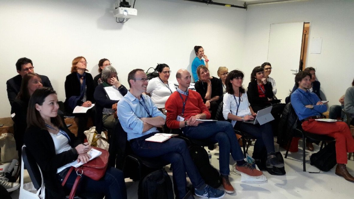 <a href="/OhMyPrez/">OhMyPrez !</a> était à <a href="/LFDChangement/">La Fabrique du Changement</a> la semaine dernière, et c'était chouette lc.cx/w9MP