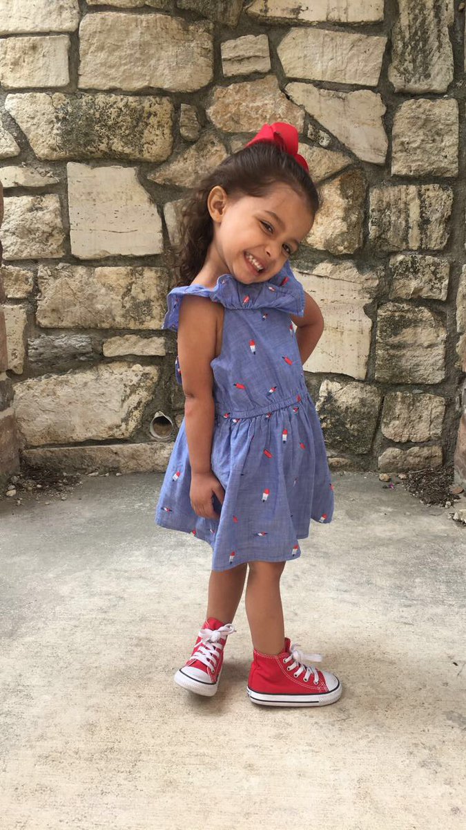 jadynsierrra's tweet photo. my baby so extra n cute 😂😍 https://t.co/SYfAYEg2Yi