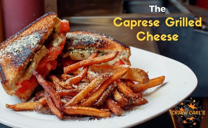 We got your Grilled Cheese fix!
#crazycarls #burgers
#vegetarian #satx #craftbeer #goodvibes #meatlover #foodtruck #foodporn #fab5 #safoodie