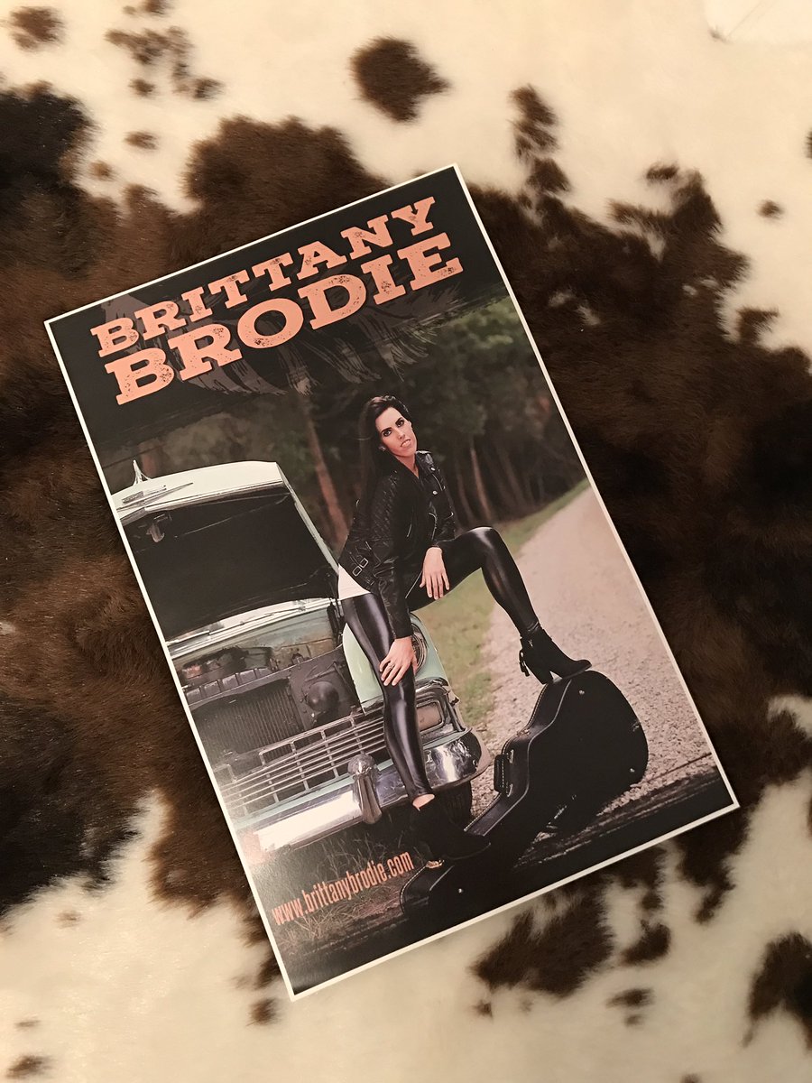 brittanybrodie3's tweet photo. Now available!! 11x17 Posters!! Thank you @indiepool you are amazing!!! The BEST quality and customer service of my life!! 🙌🏼#Merch #poster https://t.co/JKGDWsmuhb