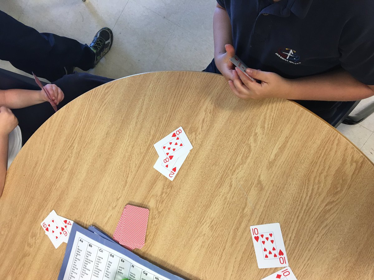 MrGiorgio_hcdsb's tweet photo. Having fun with math games in #rm102 Practicing doubles and making 10! @GAngelsMilton https://t.co/nTj8lUstJZ