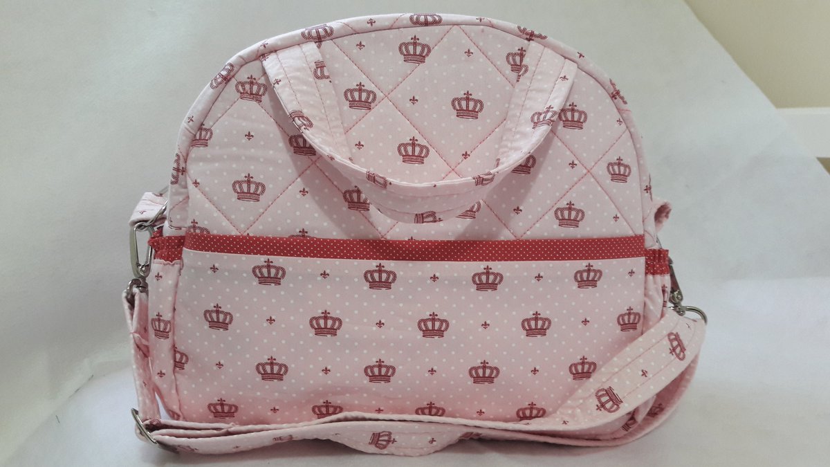 bydebypatchwork tweet picture