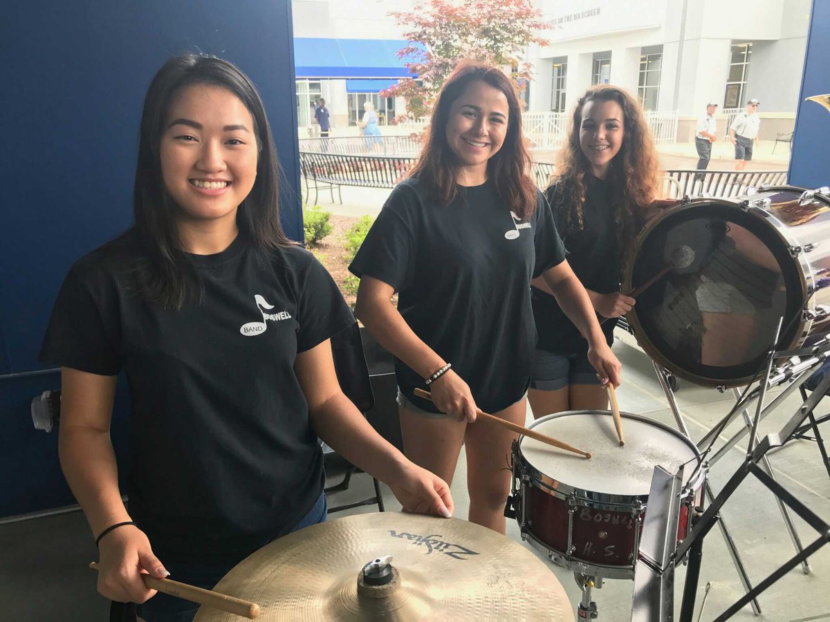 BoswellBandGold's tweet photo. Guuurl...our colorguard ladies did a fantastic job in the percussion section today! #GirlPower #GuardPower @boscglt @BoswellDrumline https://t.co/Xm15zCO5yn