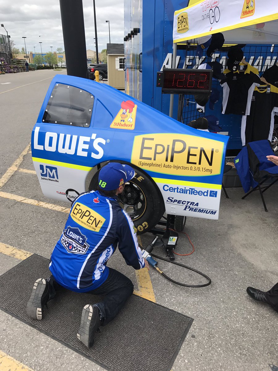 That's why he drive me #pitstopchallenge 😂12.62 <a href="/tagliani/">Alex Tagliani</a>