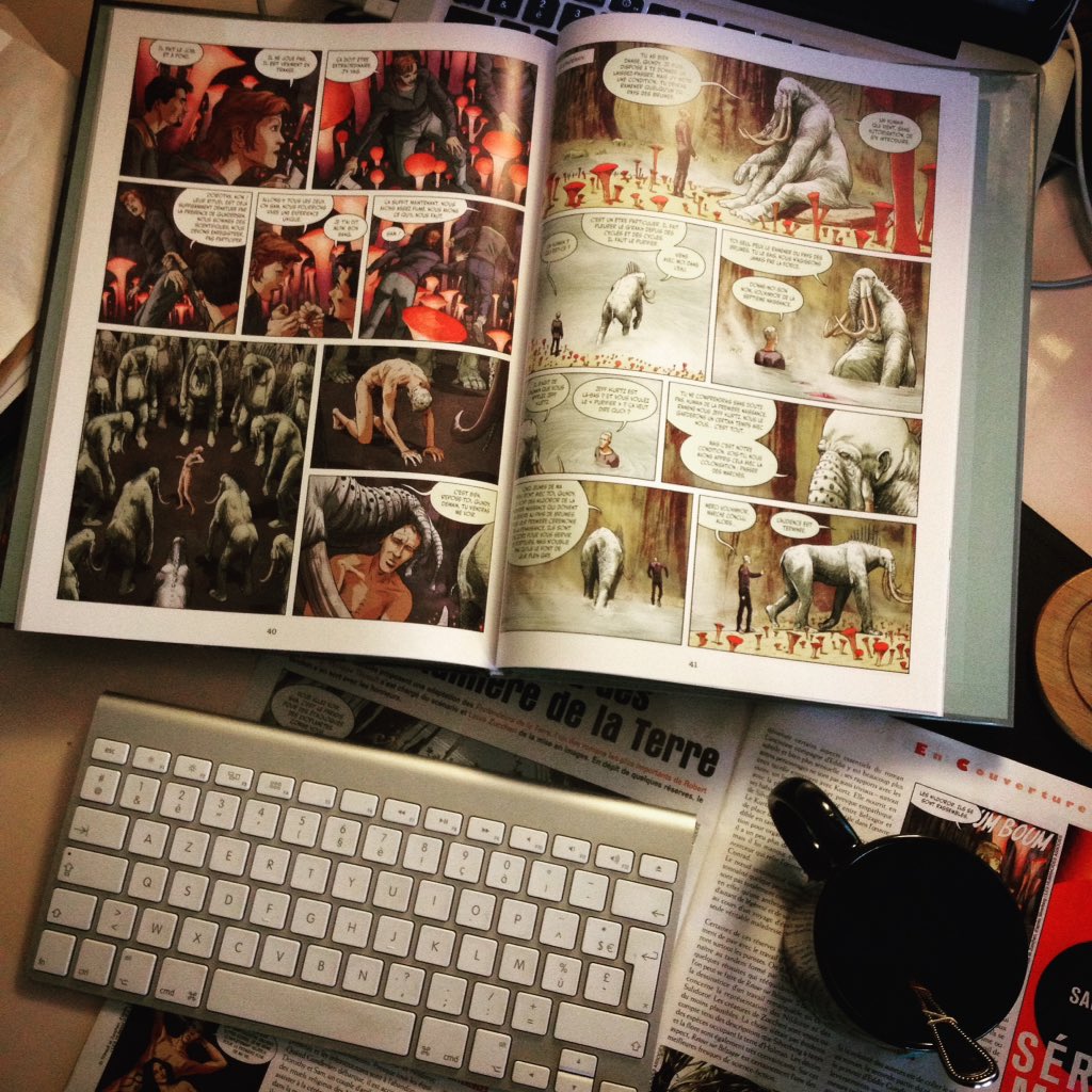 TrepanBouB's tweet photo. En train de faire la critique de Retour sur Belzagor chez les @leshumanos pour @HumanAfterHAL https://t.co/Nu1GuxvDwy