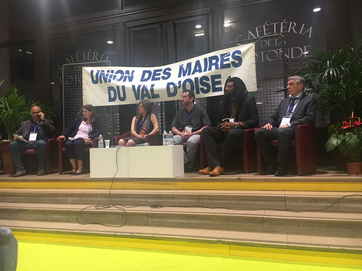 FrancisHachem's tweet photo. Présence de @FHMSolutions à l'Union des Maires du 95. Les #collectivités et le #digital #dématerialisation #GED @lenoirdevinci @pgoo77 https://t.co/NtTObVxPDG