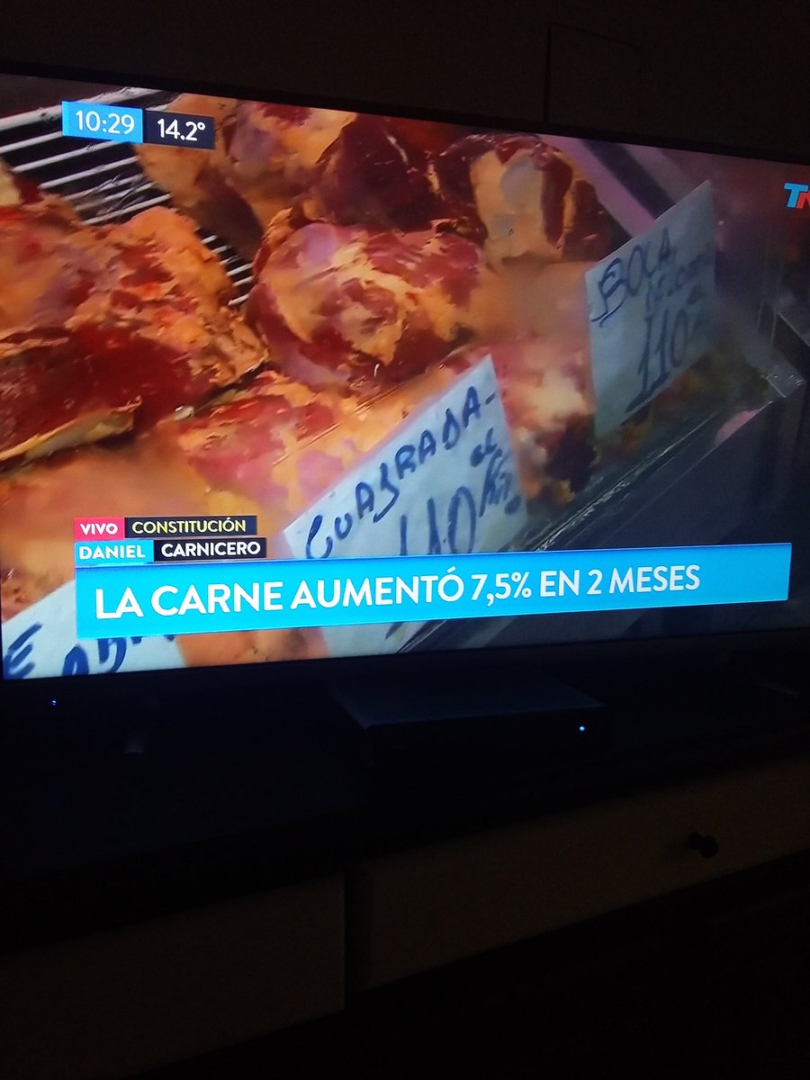 gla1966's tweet photo. #BajenLosPreciosYa #DeLaCarne hay un aumento de los alimentos descontrolados! @joserarteaga @Andrearf21 @HernanJDorr https://t.co/0ziShTB1Xy