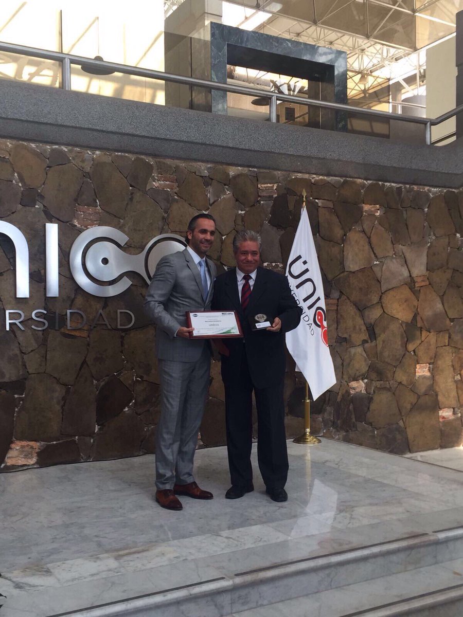 REDJAL_ORG's tweet photo. A nombre de quienes integramos  #Redjal entregamos un reconocimiento a @unico por sus 25 años de trayectoria y apoyo a emprendedores! https://t.co/6mzsL8OHIO