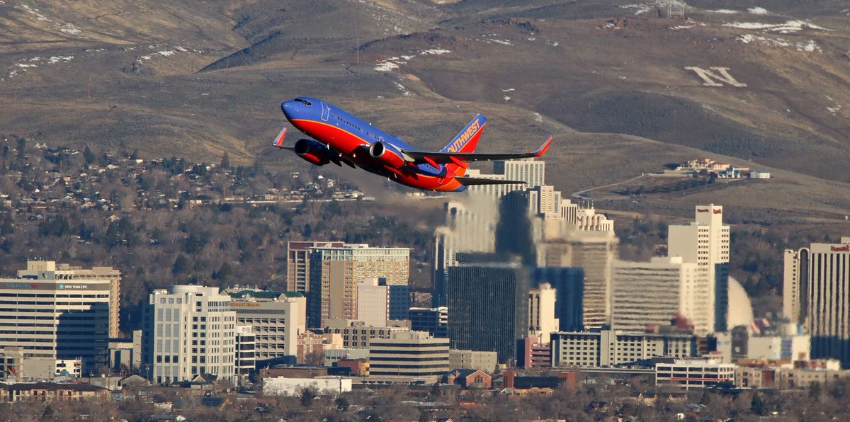 RenoAirport's tweet image. Who's helping @RenoAirport make the best first &amp;amp; last impression of our community? #LookingLocal #SoaringTogether bit.ly/2qCbGOk