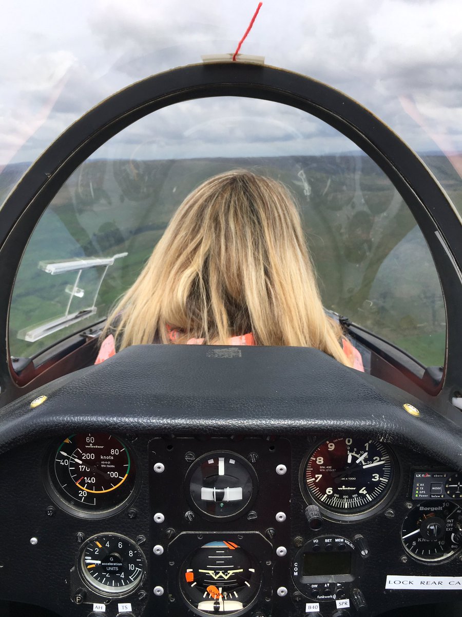 MikeDesmond3's tweet photo. Taking Sarah flying, nice to share what you get upto! https://t.co/K2uV2MDWn6
