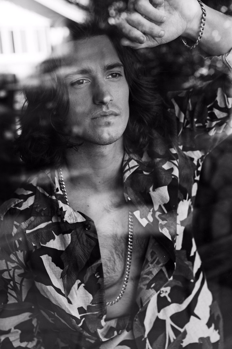 AsherMonroe's tweet photo. I'm really excited to share my new song "Talking in your sleep" with you guys . https://t.co/BiHkSwDT5S https://t.co/MUtwDWX8lj