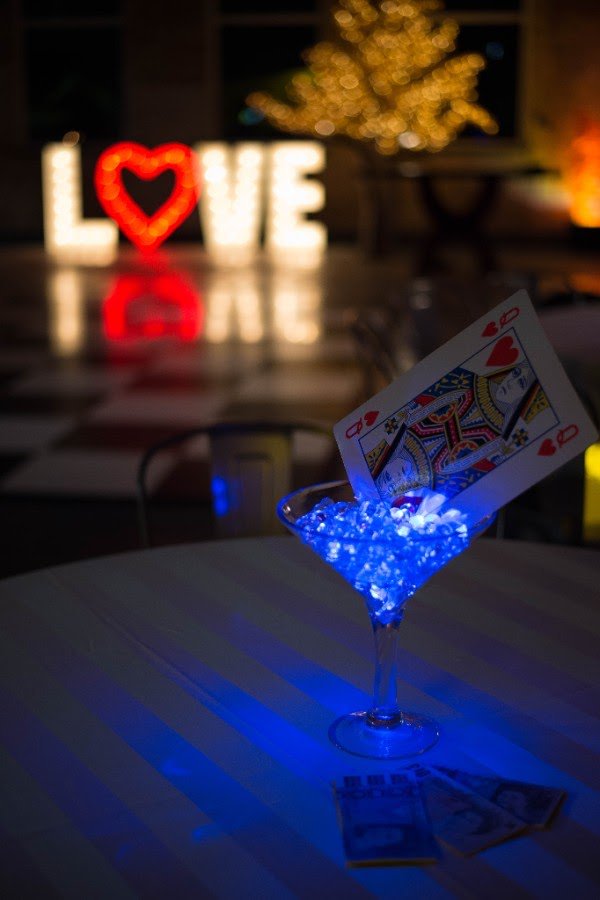 Light up letters for hire for weddings and parties. Add a twinkle to your party or event.