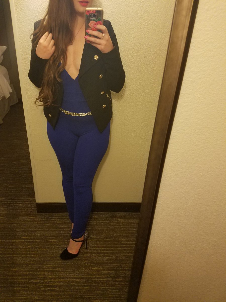 GypsyCourtesan's tweet photo. Its our last night in San Diego!! Keep us company!! #sandiegoescort #eros #companions #p411 #cityvibe https://t.co/gV8SHqux03
