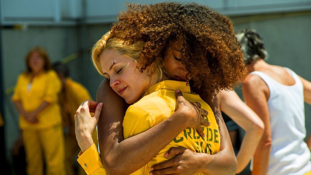 VisAVisSpain's tweet photo. #FoxQueremosVisAVis 
Rizos tiene que reconquistar a Maca y tienen que acabar juntas @foxtves 🙏🏻💛 https://t.co/xBPzAxVIj4