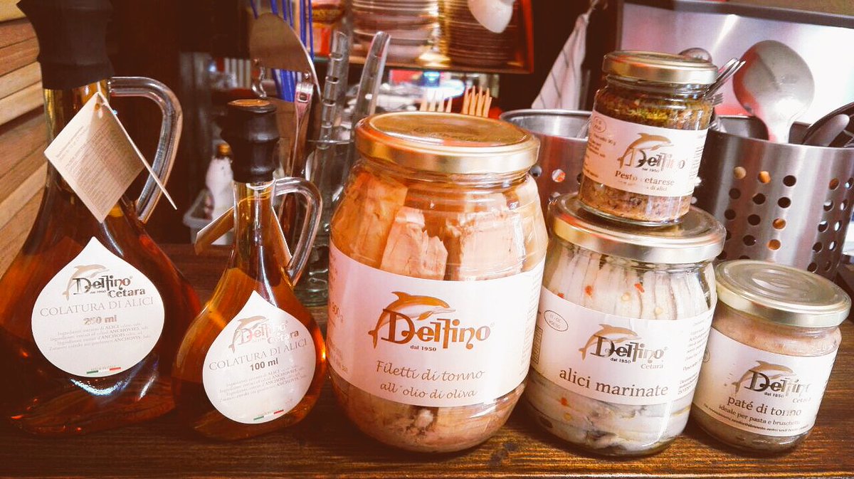 Le specialità di #cetara a #bottegaroots #colaturadialici #pestocetarese #alicimarinate instagram.com/p/BUSS0HRFba0/