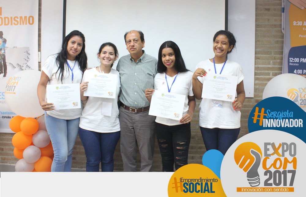 expocom2017's tweet photo. De esta manera se vivió la premiación de todos los proyectos y concursos en las redes sociales. https://t.co/ldfrQaQswv