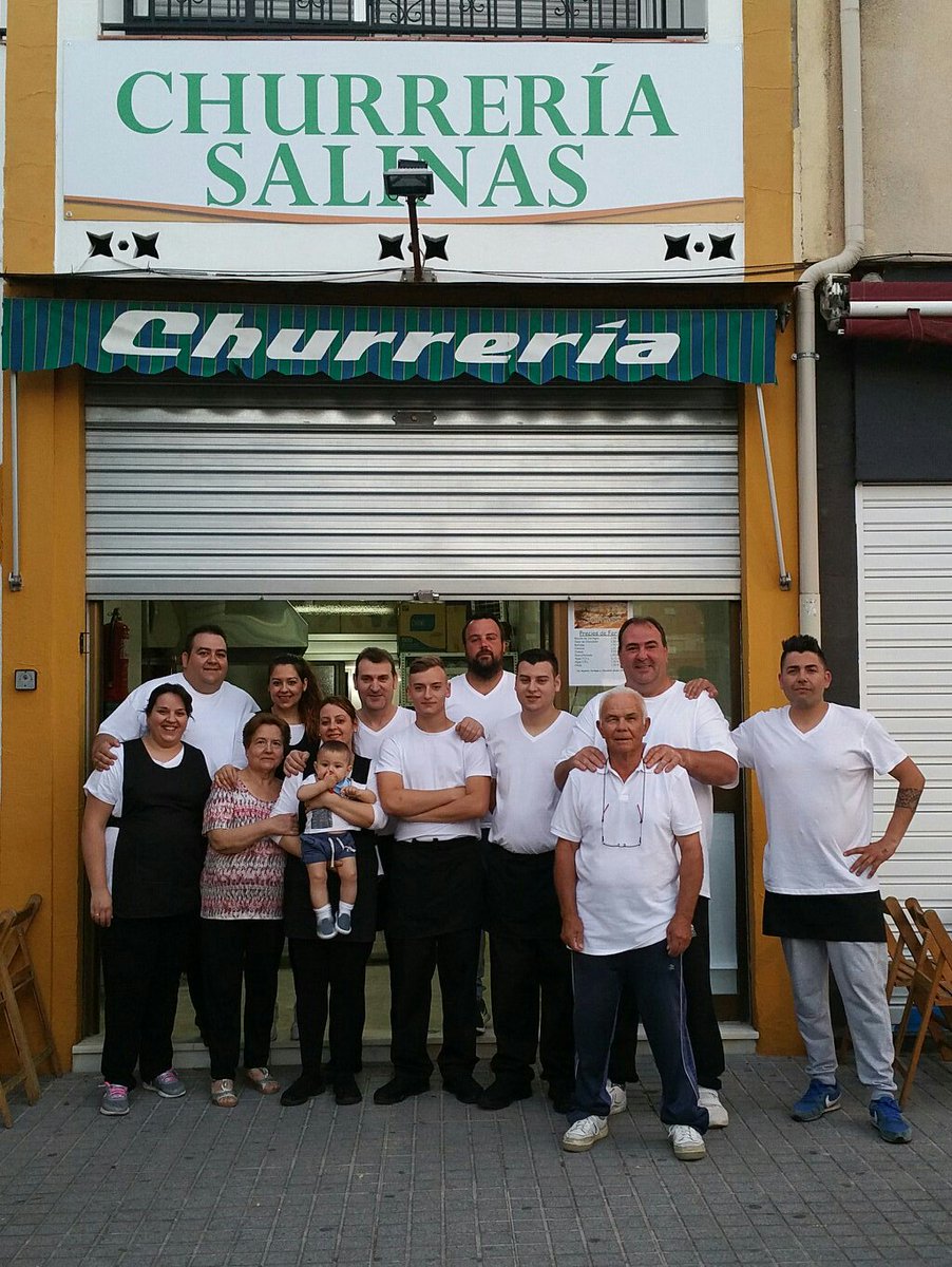 ChurreriaSalina's tweet photo. Comenzamos la Feria 2017 https://t.co/6chLgA25jA