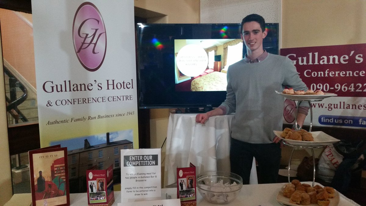 DuffyValerie's tweet photo. One of my favourite hotels @HotelGullanes    at the #Ballinasloe @bankofireland #EnterpriseTown this evening https://t.co/7bNj88RyOI https://t.co/rXPBmllVIb