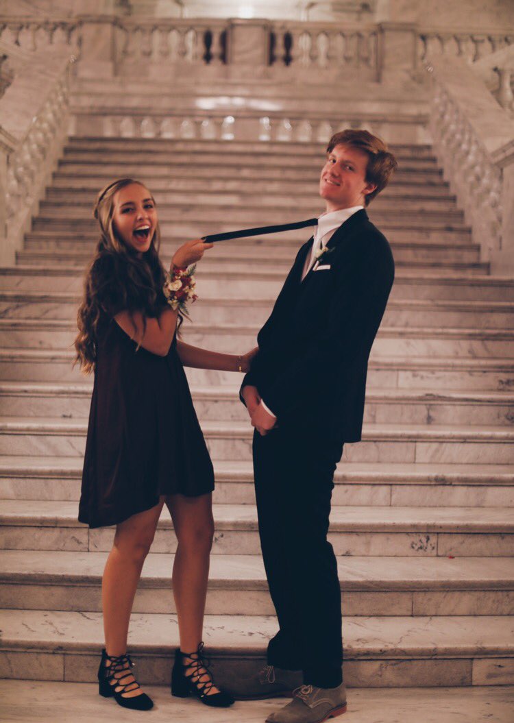 ka_elsie's tweet photo. happy bday kitty d ❤️😸 thanks for being my best friend https://t.co/FOYhQgaarv