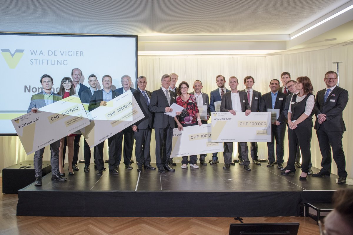 DeVigier's tweet photo. Our stars of yesterday and tomorrow. W.A. #DeVigier #Award ceremony 2017. #SwissStartups #Startup https://t.co/lmlcgDa013