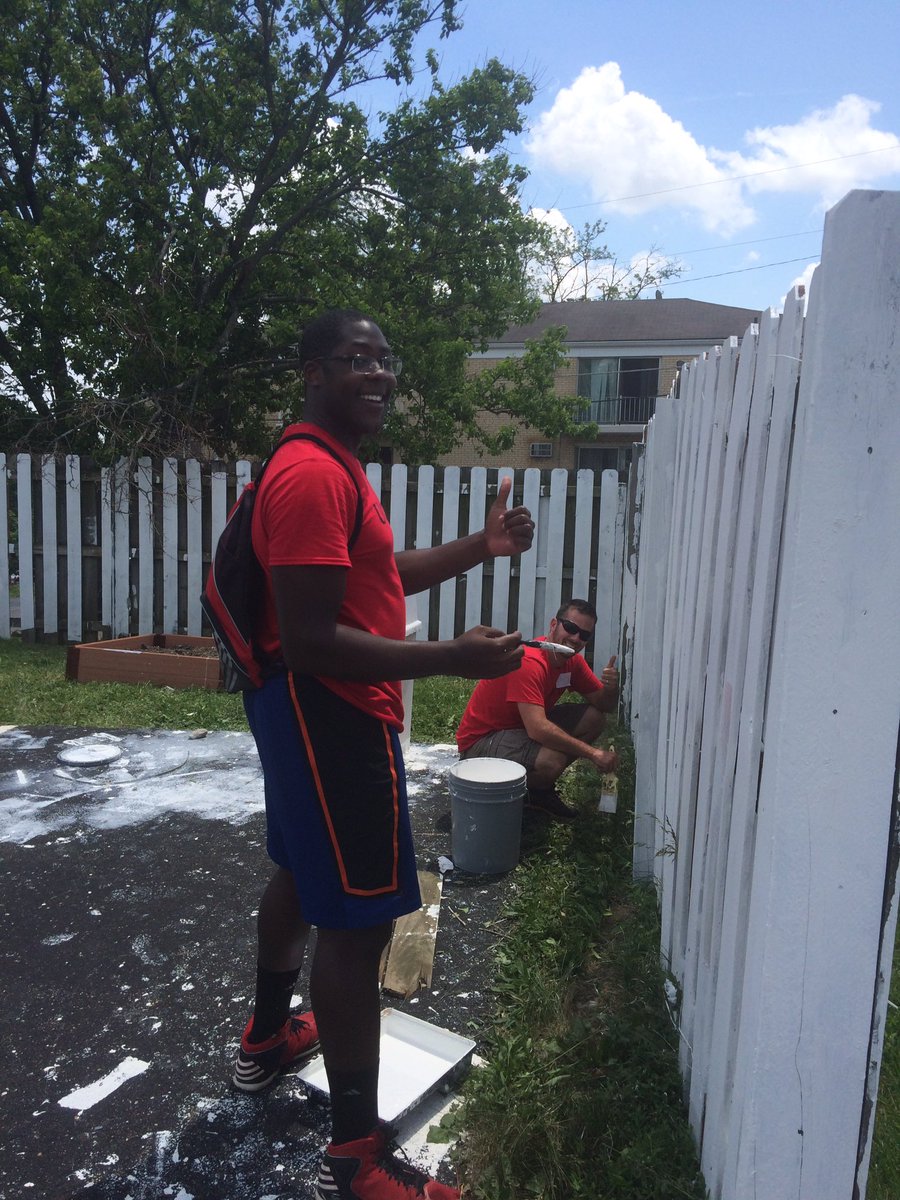 donniemcgovern's tweet photo. #UCSERVES2017 https://t.co/gLhyMnqF8S