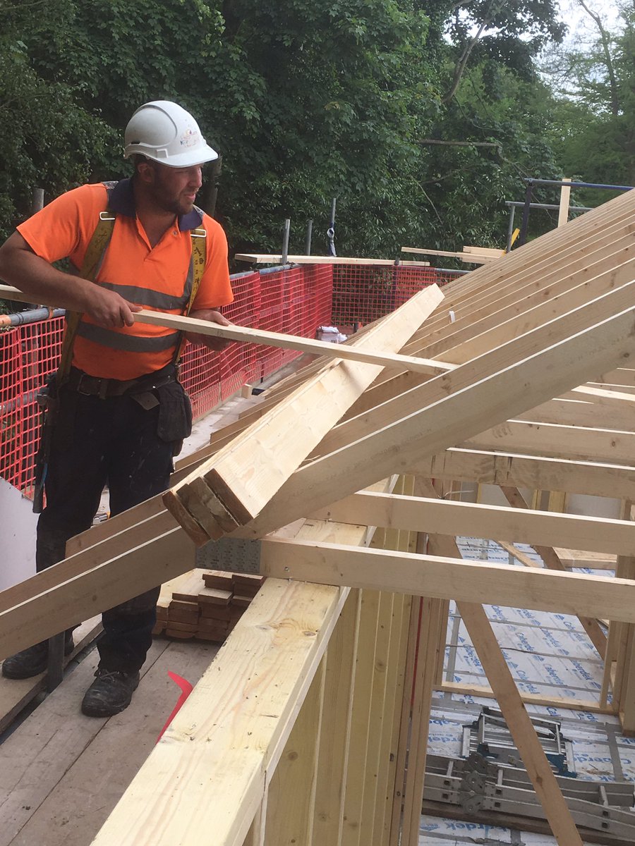 TropicalKJB's tweet photo. Massive effort in the rain but we got this extension up in 4 days with 3 men thanks Tom &amp; Matt #timberframe @FrameTechStruct https://t.co/s2X8BHtPi9
