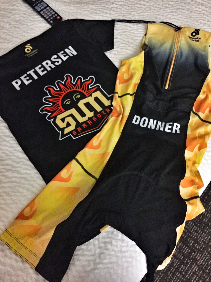 RoadRunnerJP's tweet photo. Sarasota ☀️Ready to race @MajorLeagueTri Charlotte tomorrow @ 1:00pm! Watch Live Facebook Major League Triathlon! 300m🏊🏼 6k🚴🏼‍♀️ 1mile🏃🏽‍♀️ https://t.co/eW6iMzavDa
