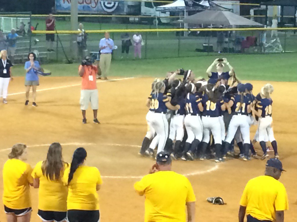 WTMarkham's tweet image. The LADY BUCKS are 7A STATE SOFTBALL CHAMPIONS!!!  Congratulations Coach Rauls, Staff, and Girls!!!