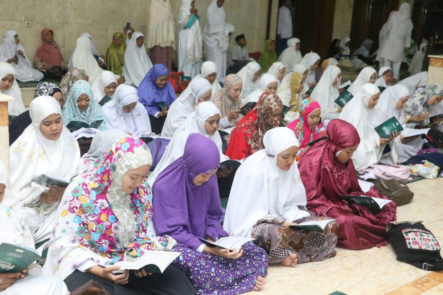 Bergema lantunan ayat suci dlm mncri Ridho ilahi #bandunglautanmengaji <a href="/cakiminpkb/">Cak Imin</a> <a href="/nu_mengaji/">Nusantara Mengaji</a>  <a href="/DPP_PKB/">DPP PKB</a>