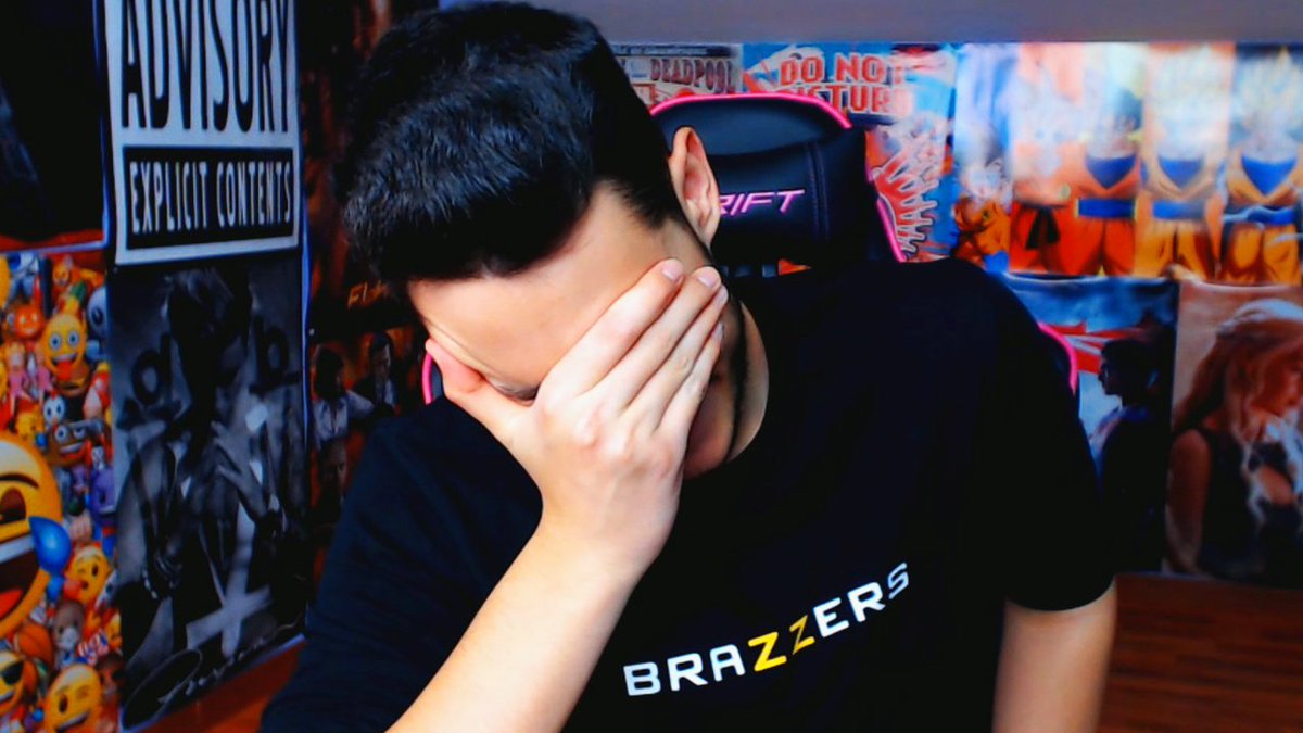 💛💙💜❤️

RT para MÁS DIRECTOS! youtu.be/0JiF3uqcwA4