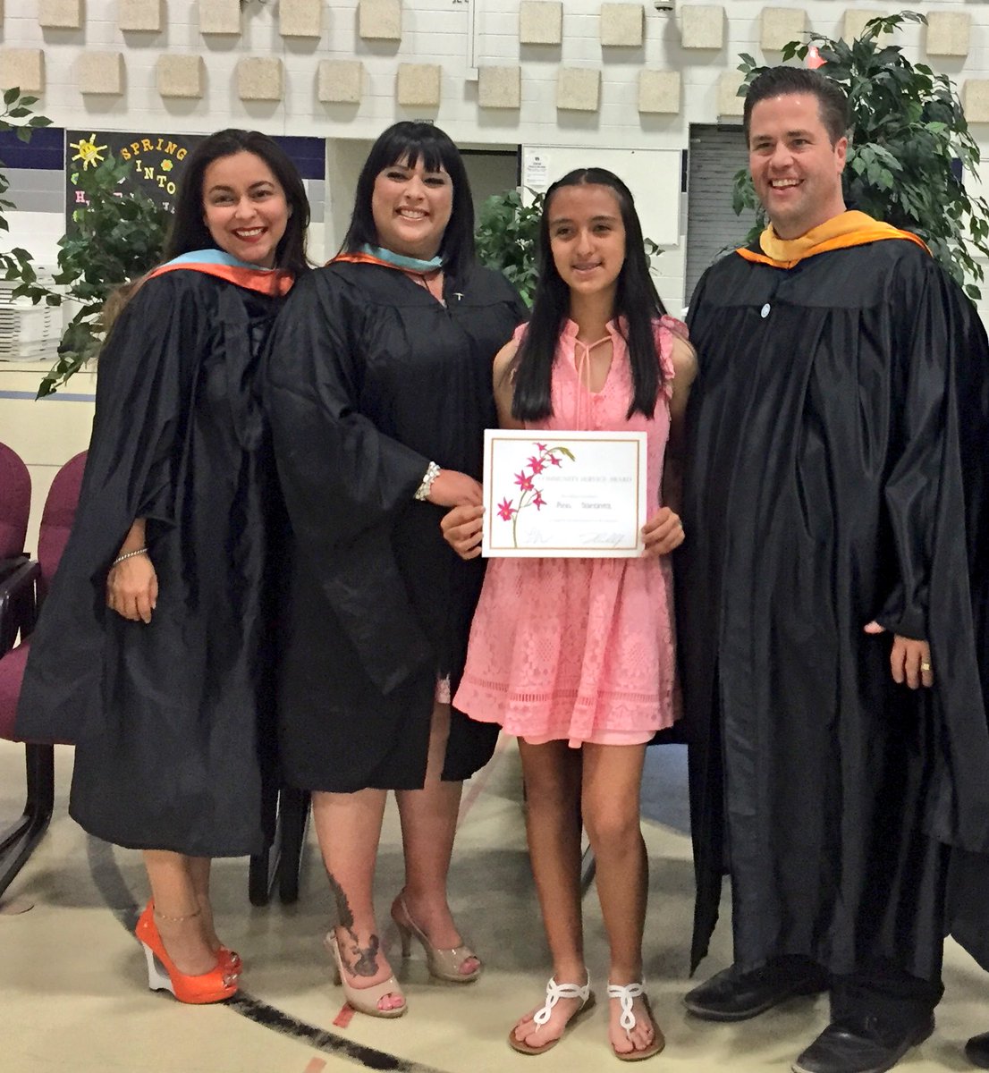 Hndz_Ft_Worth's tweet photo. Kudos to our new NJHS Inductees, those with community service hours, &amp; support from leadership. Ms. Cabrera provided an elegant ceremony. https://t.co/mvG70GKLYK