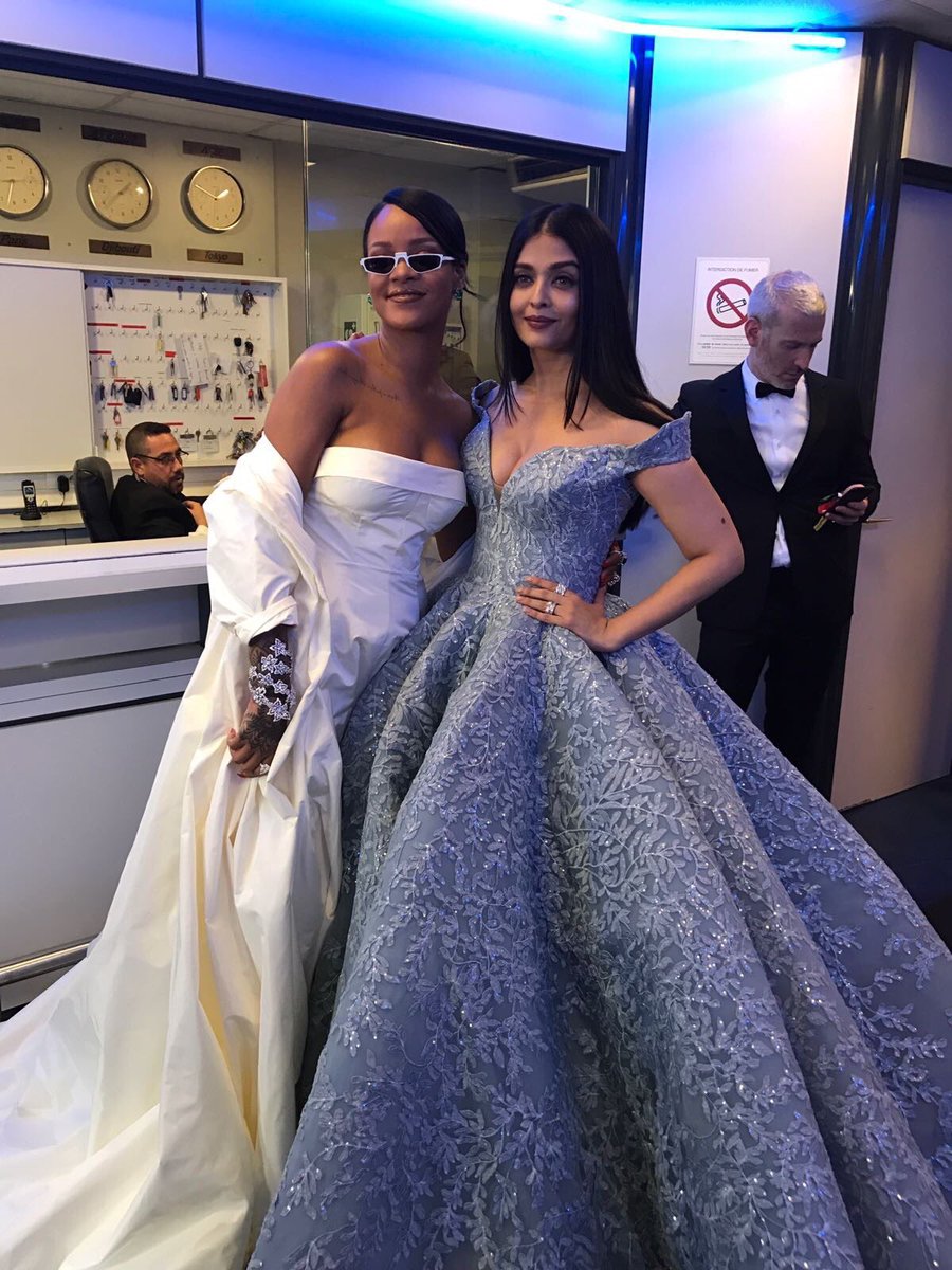 BrownPeopleDo's tweet photo. Two Queens in One Photo #Cannes2017 https://t.co/BlSjEb0Fa1