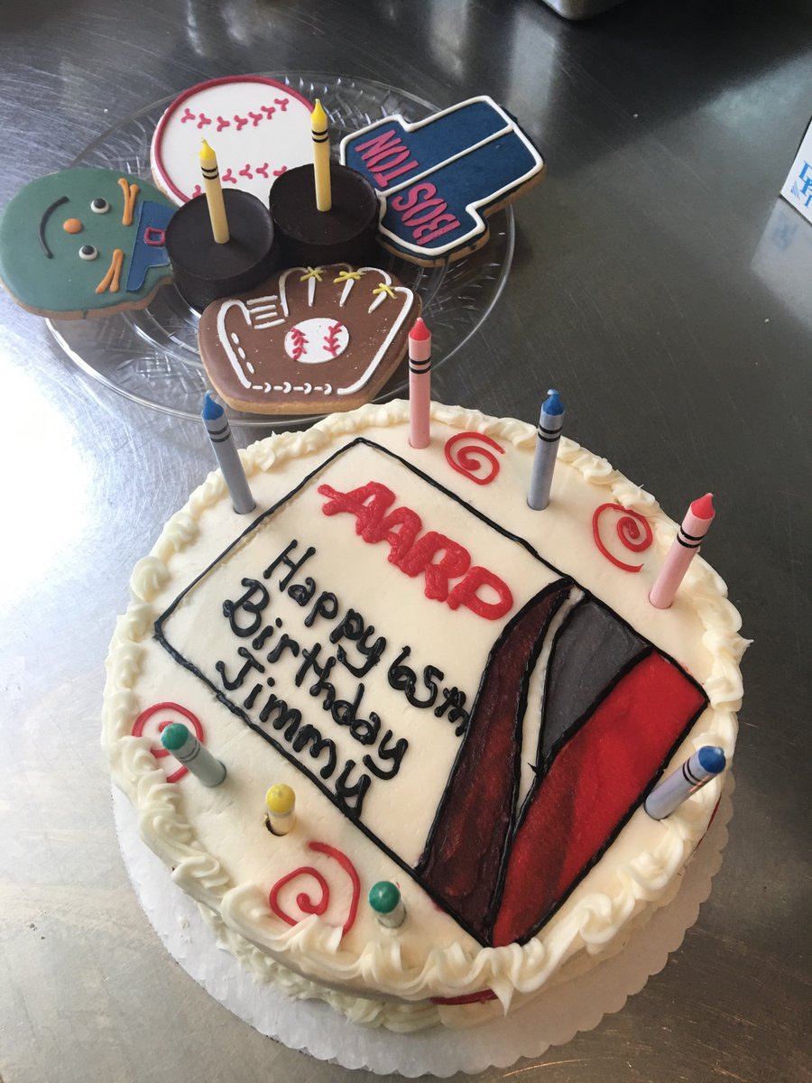 ParamountSB's tweet image. Happy birthday to our bookkeeper Jim. Thank you for all that you do to keep our business running!