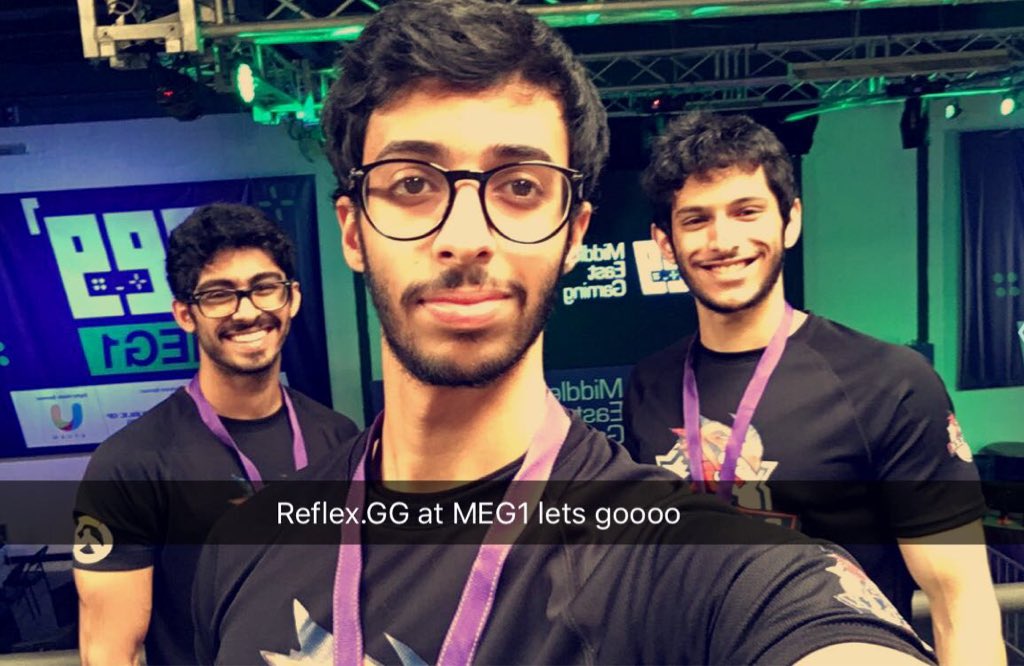 TeamReflexAE's tweet photo. @ReflexEtzu @ReflexFlower @ReflexGetSmoked pre game selfies! https://t.co/4apyAvyhw0