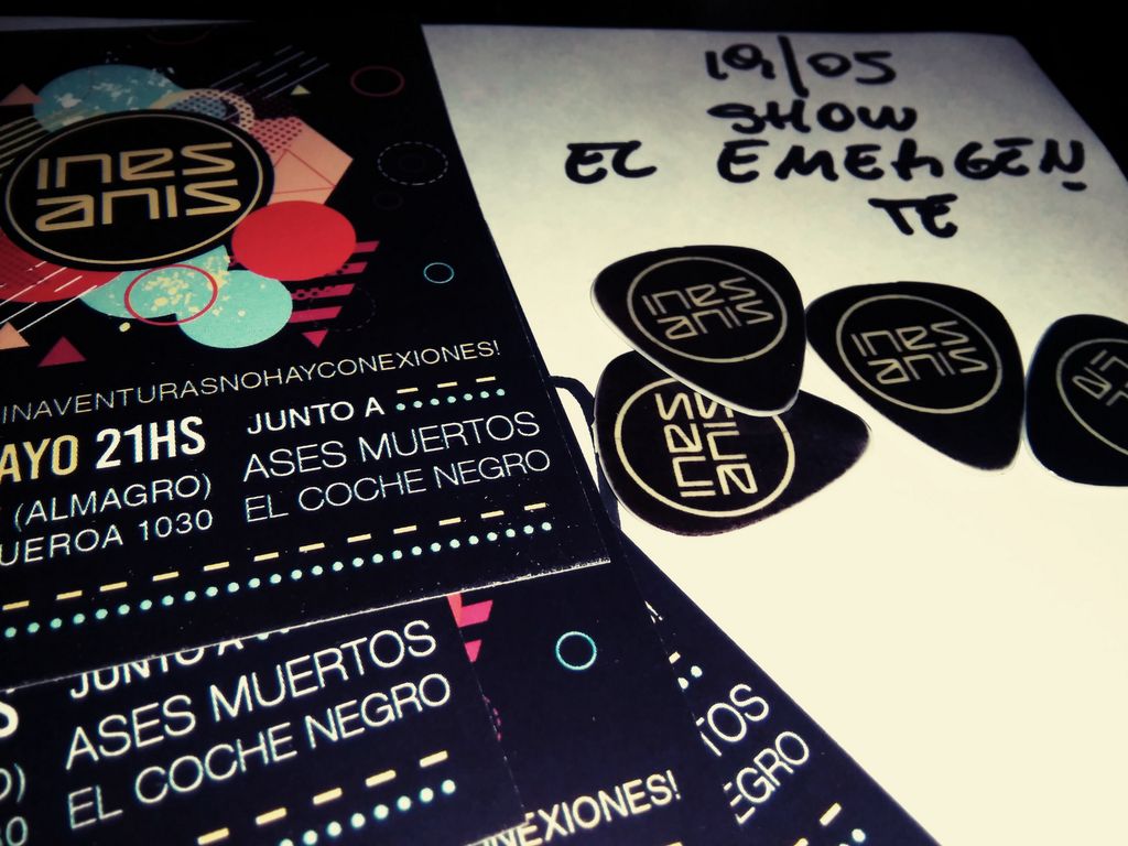 ¡Hoy en <a href="/elemergenteclub/">El Emergente Almagro</a>! Desde las 21hs.