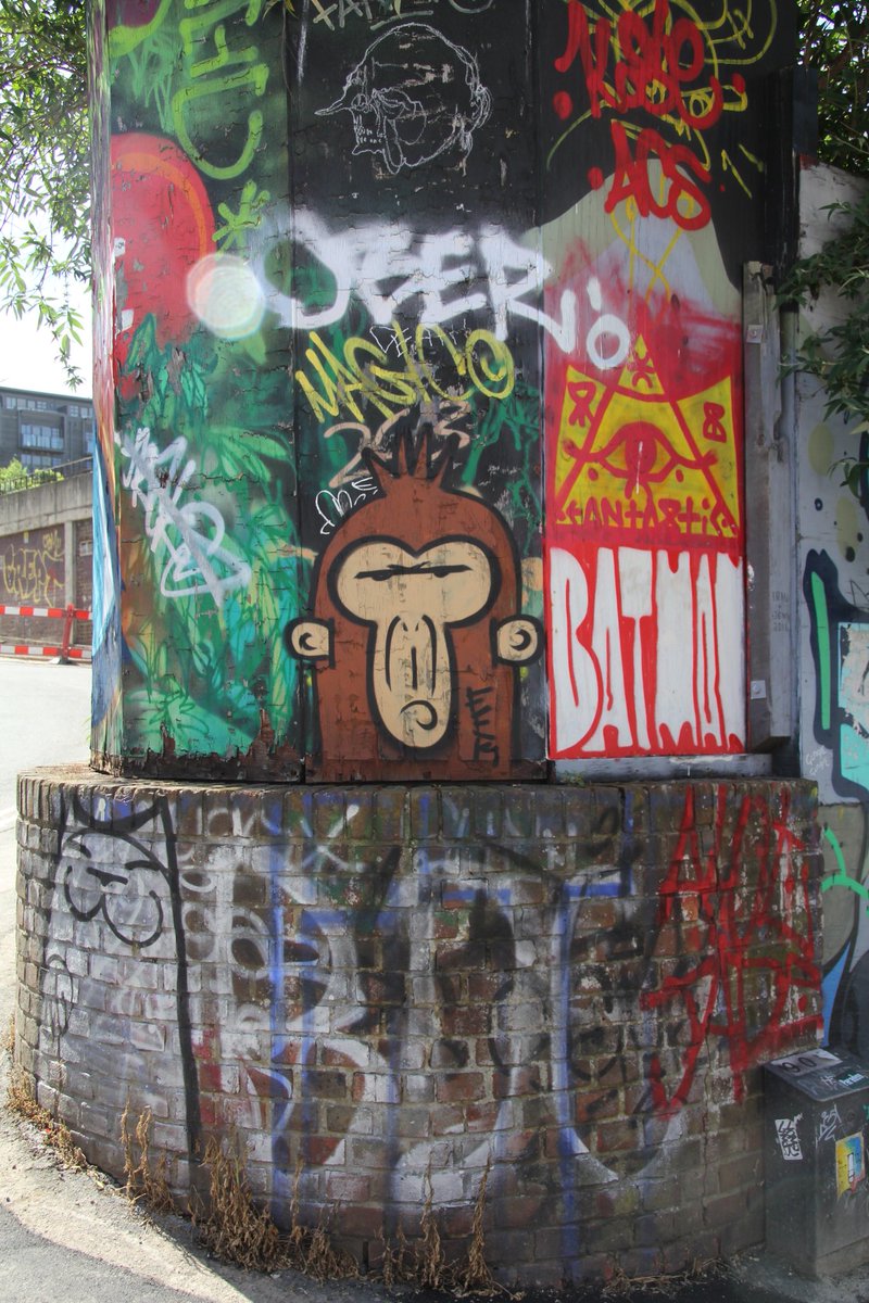 ishootstreetart's tweet image. #GrumpyMonkey  #StreetArt #Brighton 🙊